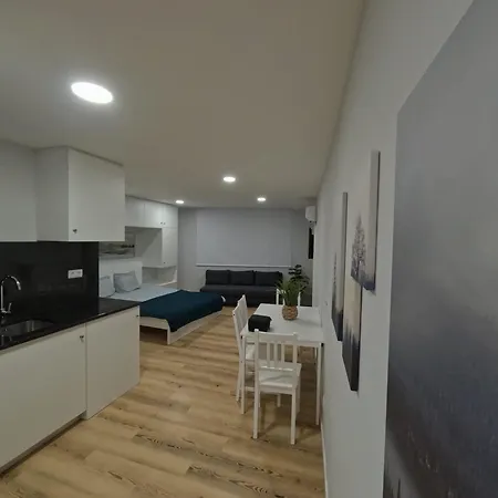 Pretas Village Flats Apartamento